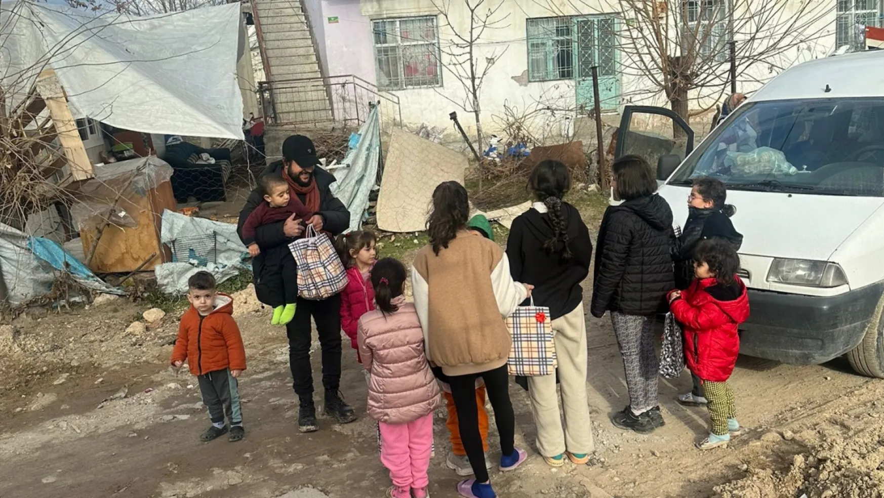 Depremin Yıl Dönümünde Çocuklar Unutulmadı