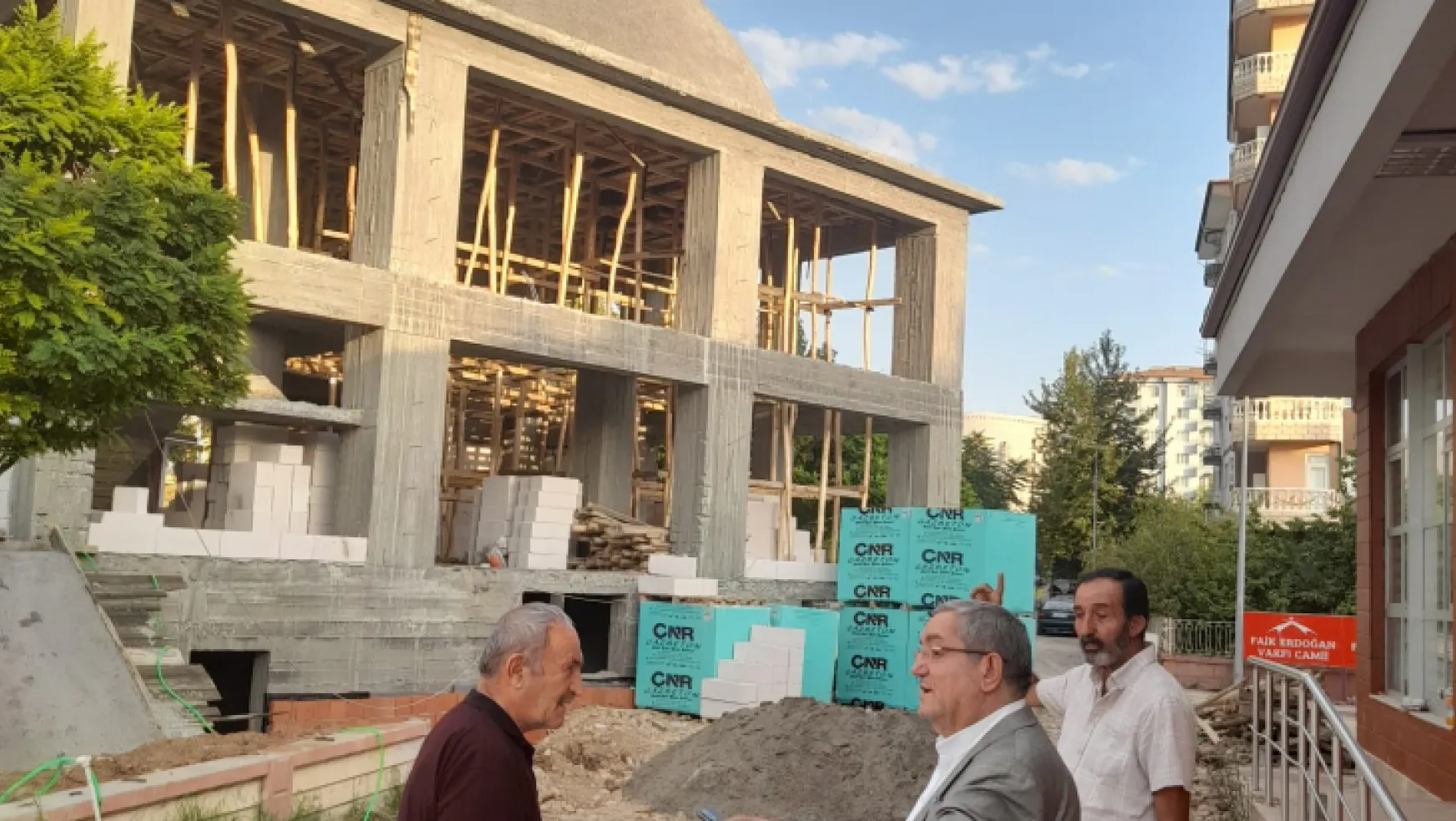 Faik Erdoğan Vakfı Cami inşattı hızla devam ediyor