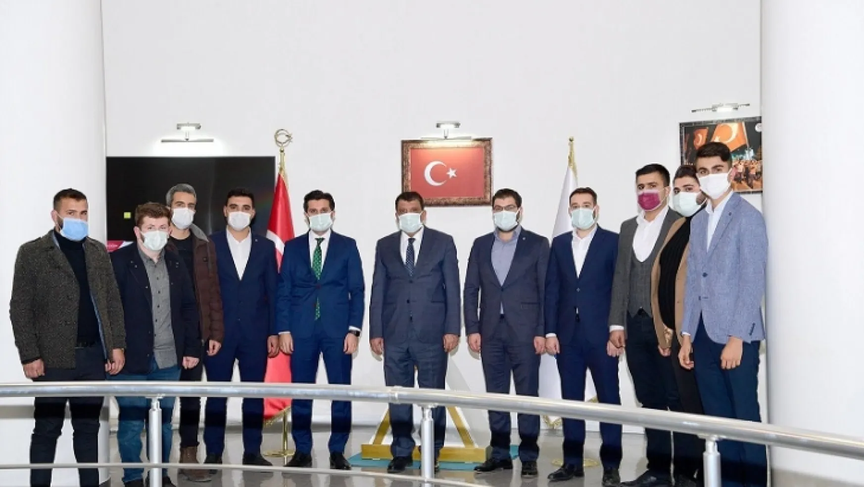 Gençlik Kollarından Başkan Gürkan'a Ziyaret