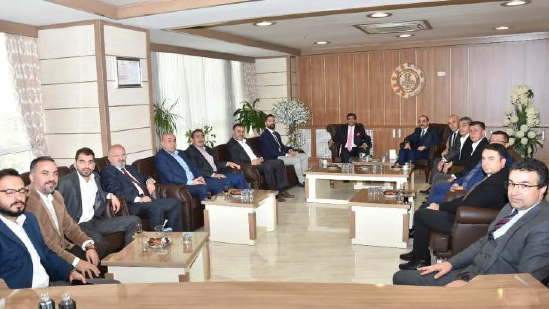 Hindistan'ın Büyükelçisi Bhattacharyya'dan Mtso'ya Ziyaret