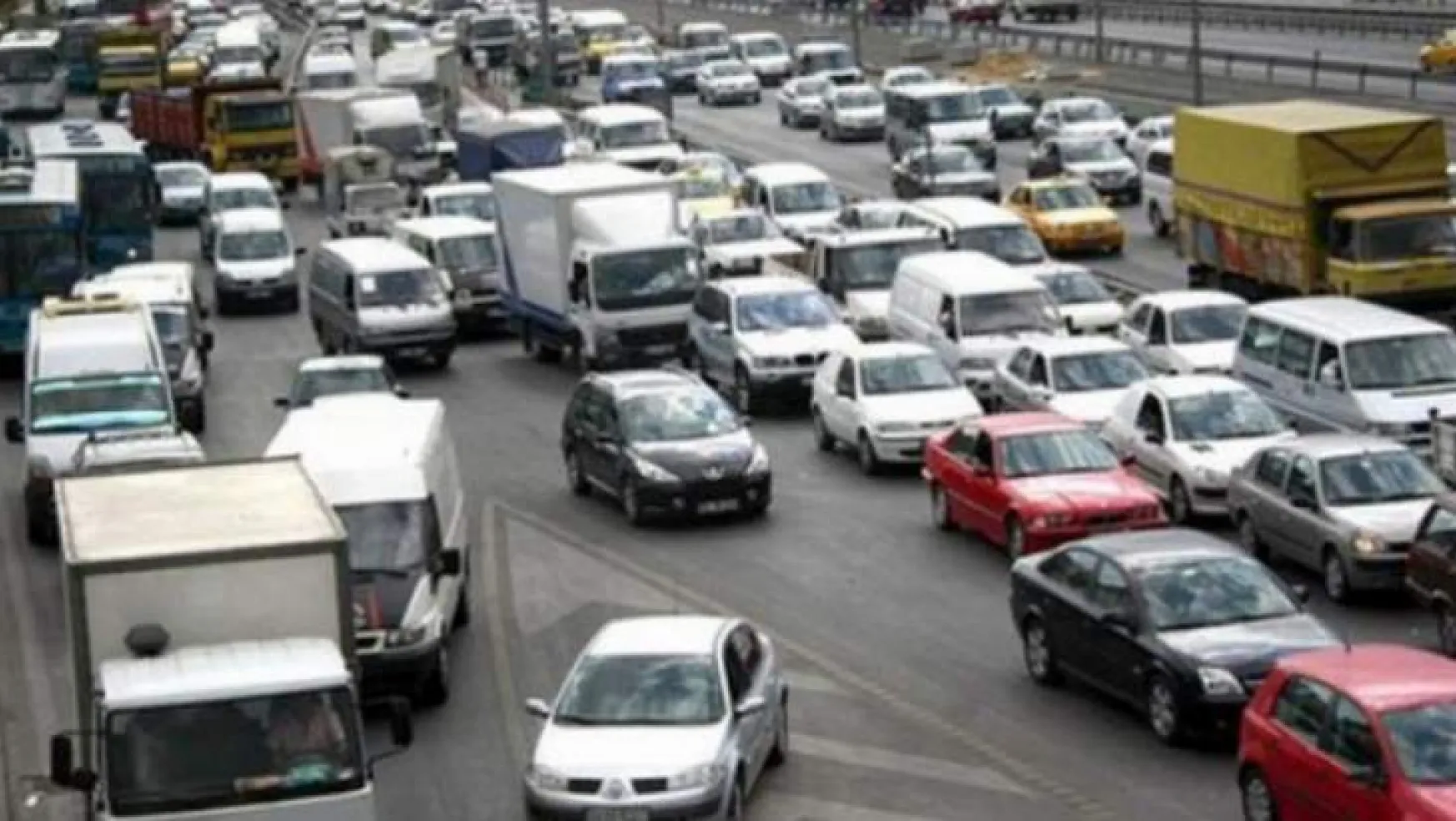 Malatya'da trafiğe kayıtlı araç sayısı 171 304 oldu.