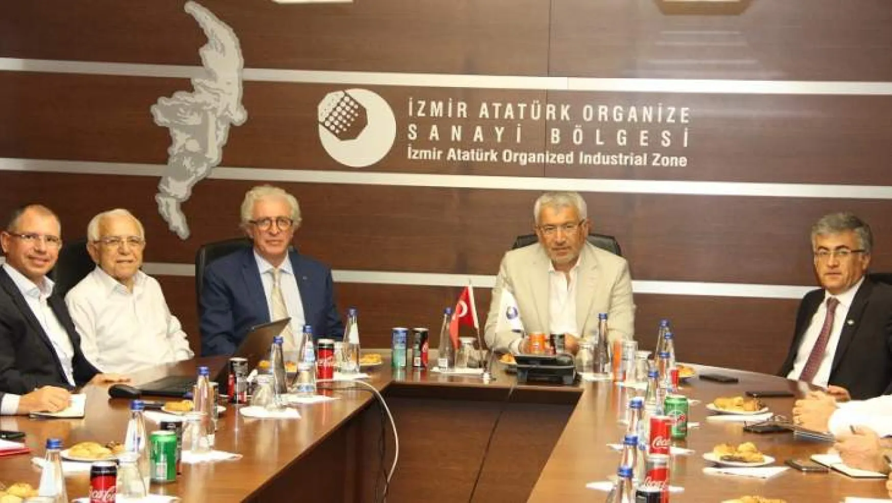 İzmirli ihracatçı istedi Türk Eximbank faiz swapı işlemlerine başlıyor