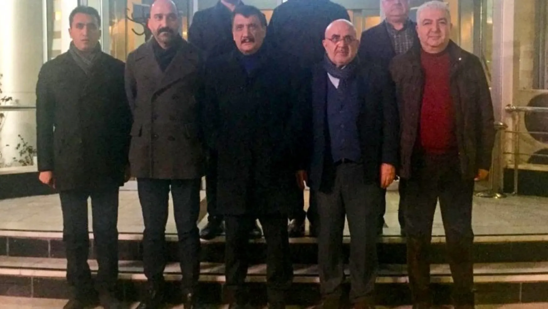 İş adamlarından Başkan Gürkan'a geçmiş olsun ziyareti