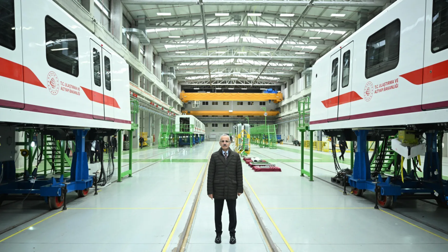 İstanbul Havalimanı Metrosu Sürücüsüz Yerli Tren Seti Raylara Çıkmaya Hazır