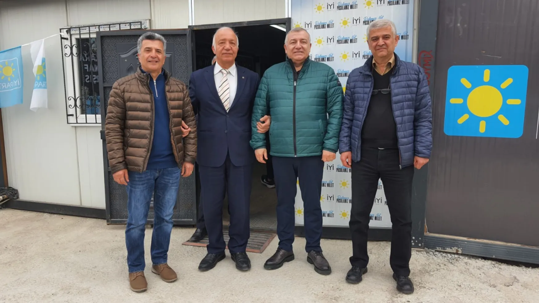 İyi Parti Yeşilyurt Belediye Başkan Adayı Ali Helvacı'ya Destekler Artıyor