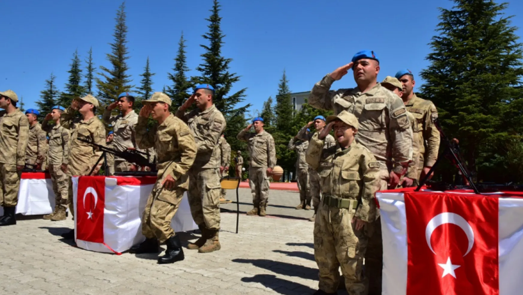 Jandarma ve Altay Kışlasında Engellilerin Askerlik Yemini Sevinci