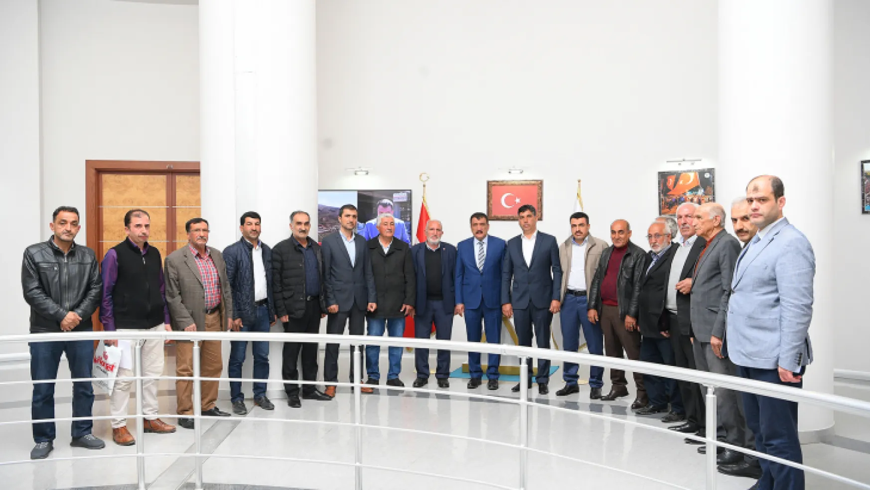 Kale İlçesi Muhtarlarından Başkan Gürkan'a Teşekkür Ziyareti