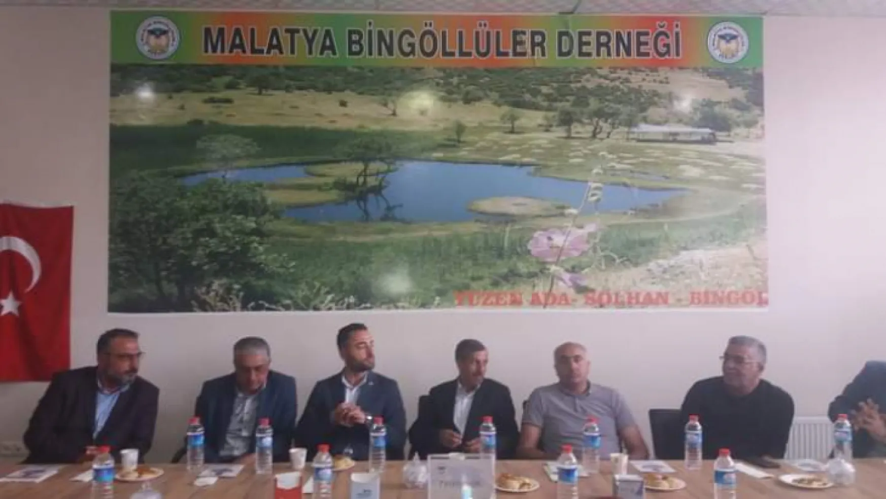 Malatya Bağımsız Milletvekili Adayı Yusuf Karakuş'dan Bingöllüler Derneğine ziyaret