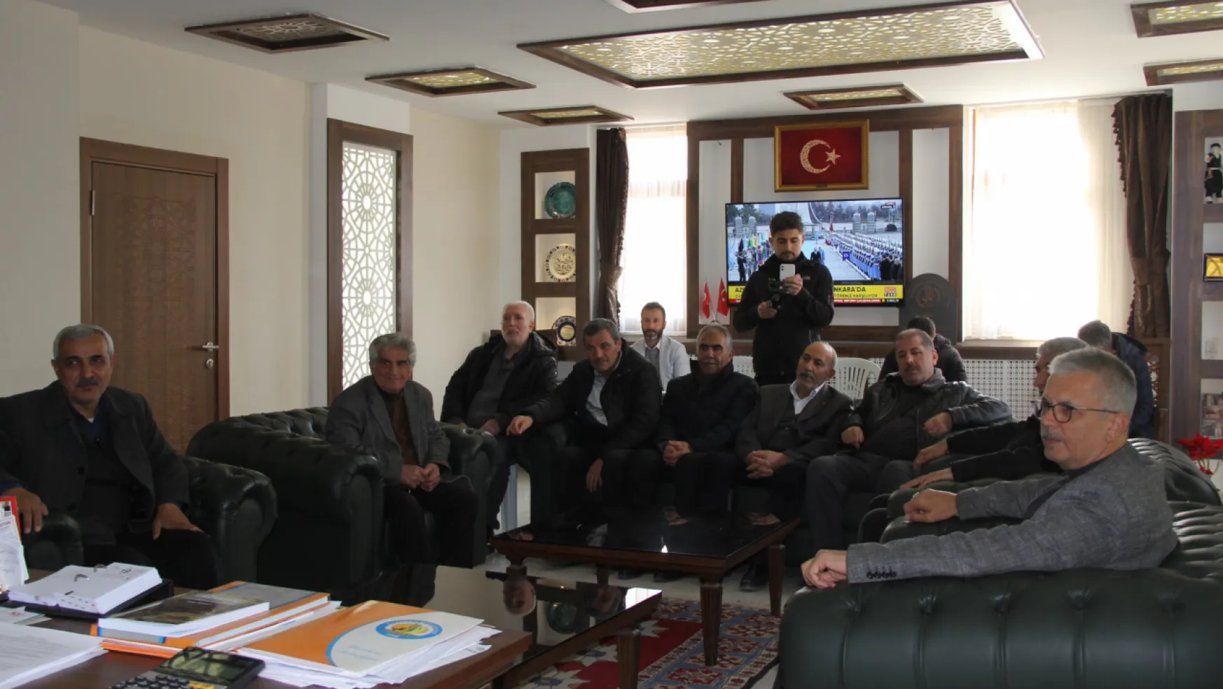 Malatya Büyükşehir Belediyesi Bağımsız Belediye Başkan Adayı Prof. Dr. İbrahim Gezer,  Yazıhan ilçesini ziyaret etti