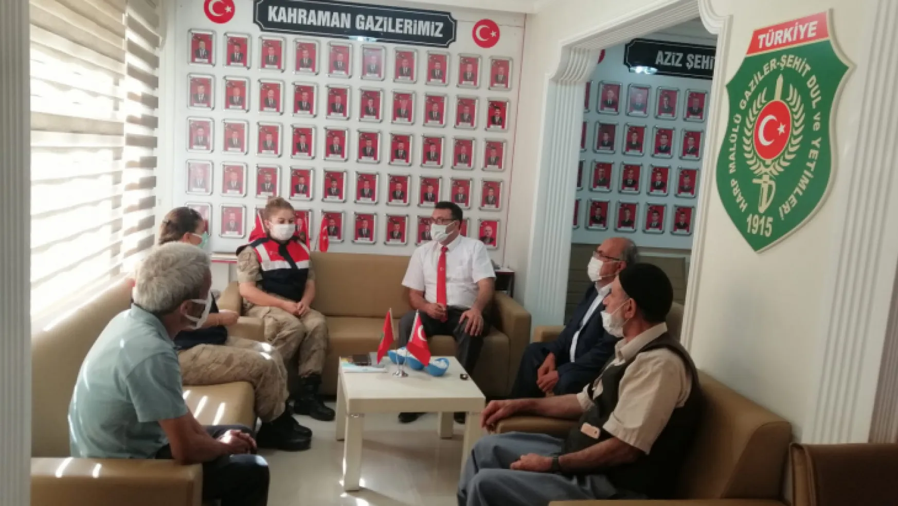 Malatya İl Jandarma Komutanlığından Gazi ve Şehit Derneğine Ziyaret