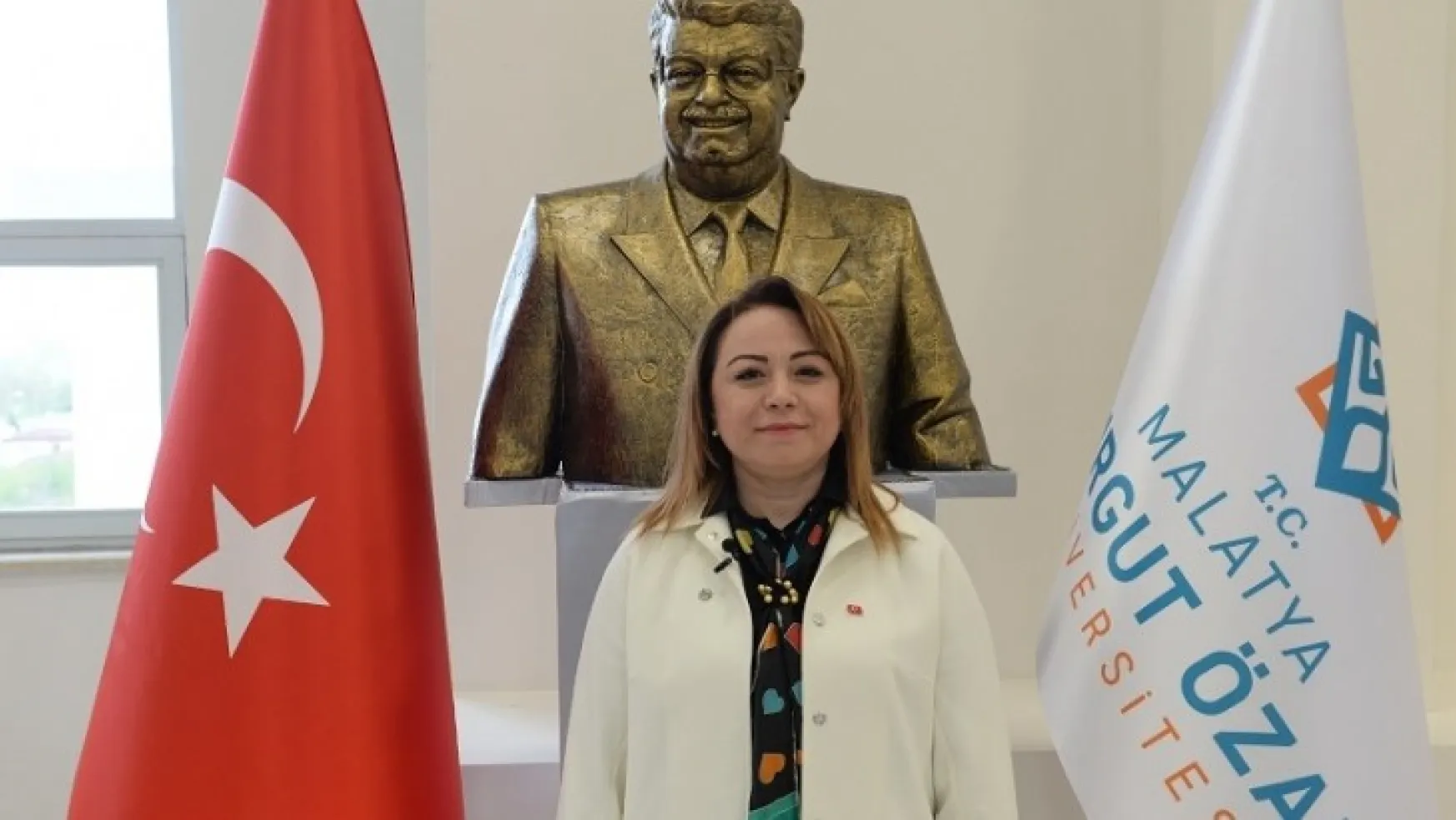 Malatya Turgut Özal Üniversitesi Rektörü Karabulut'tan Özal'ı anma mesajı