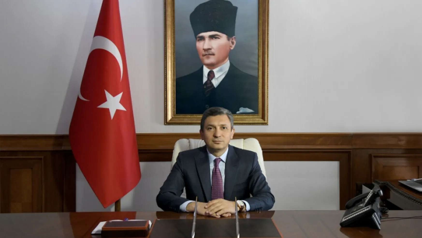 Malatya Valisi Hulusi Şahin'in '10 Kasım Atatürk'ü Anma Günü' Mesajı