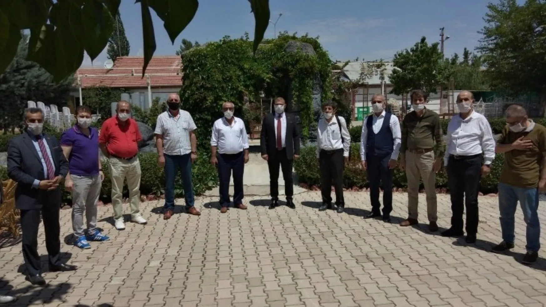 MHP Basın mensuplarıyla buluştu