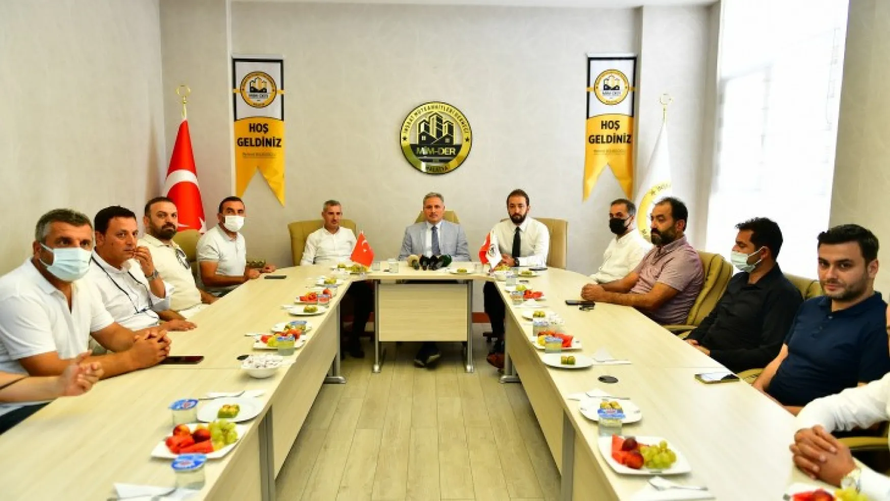 Milletvekili Çakır İle Belediye Başkanı Çınar, (Mim-Der) Yönetimiyle İstişare Toplantısı Düzenledi