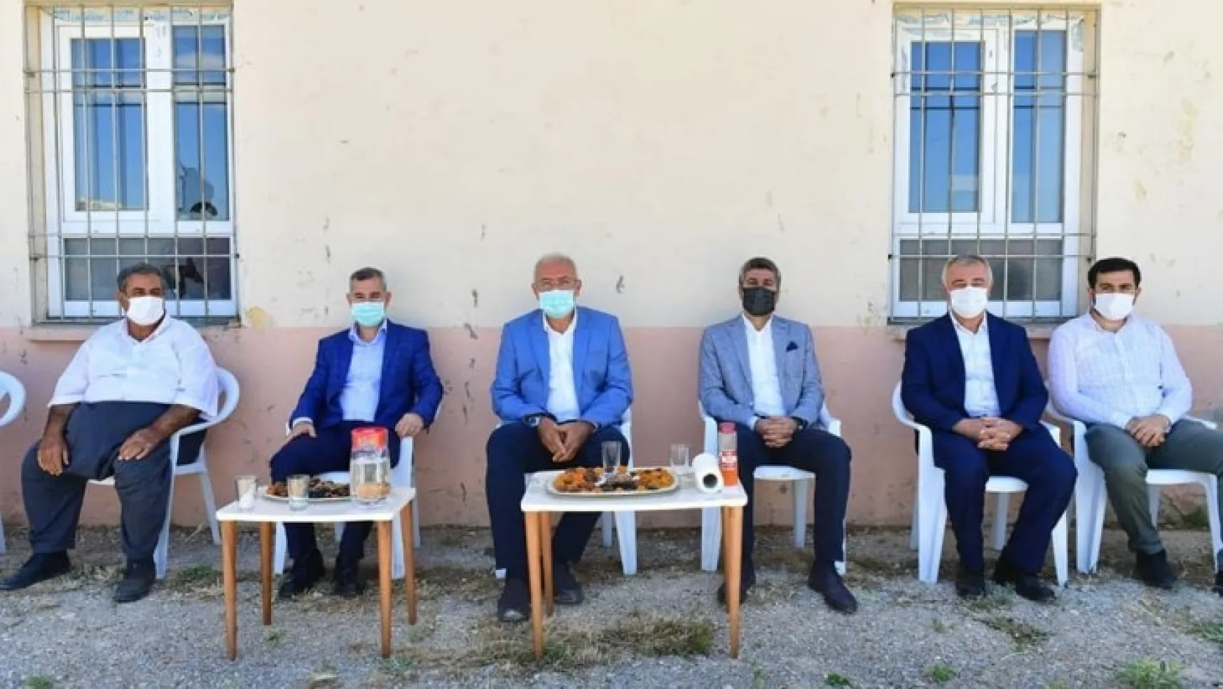 Milletvekili Kâhtalı İle Belediye Başkanı Çınar, Karahan, Bindal Ve Özal Mahallelerini Ziyaret Etti