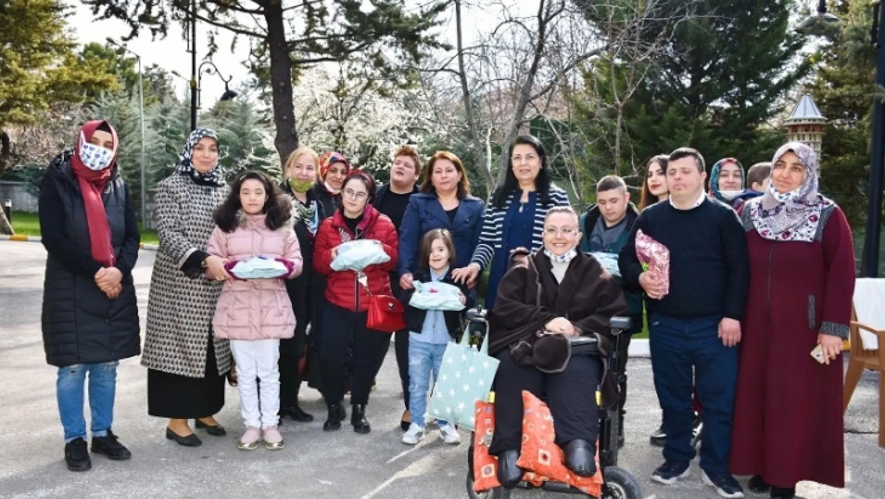 Özel Gereksinimli Çocuklar Gürkan Ailesi'nin Misafiri Oldular