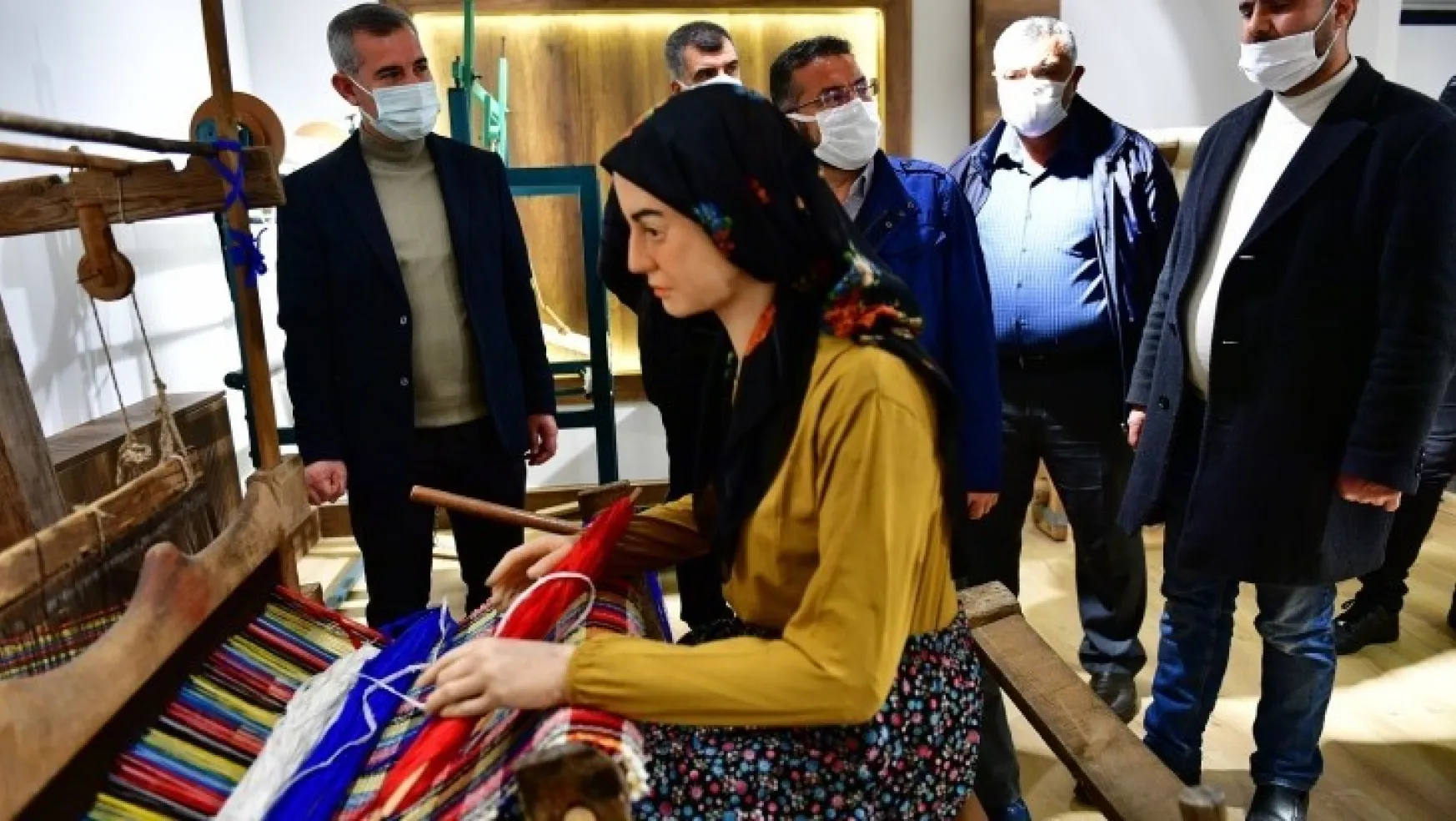 Yeşilyurt Belediyesi Ahmet Çalık Tekstil Müzesi, Ziyaretçilerini Tarihi Bir Yolculuğa Çıkarıyor