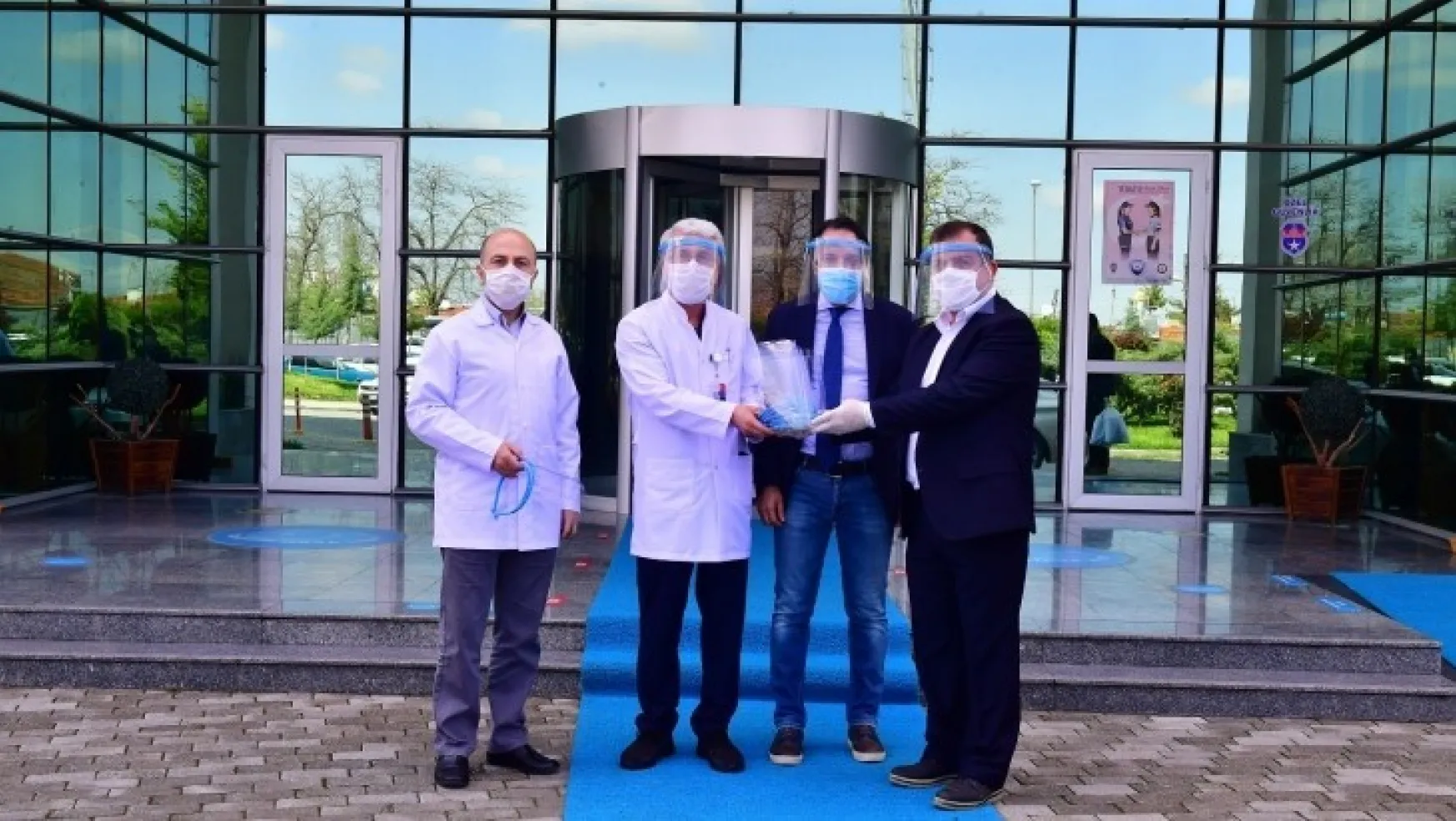 Yeşilyurt Kent Konseyi, Siperli Maske Üretimi Yapıyor