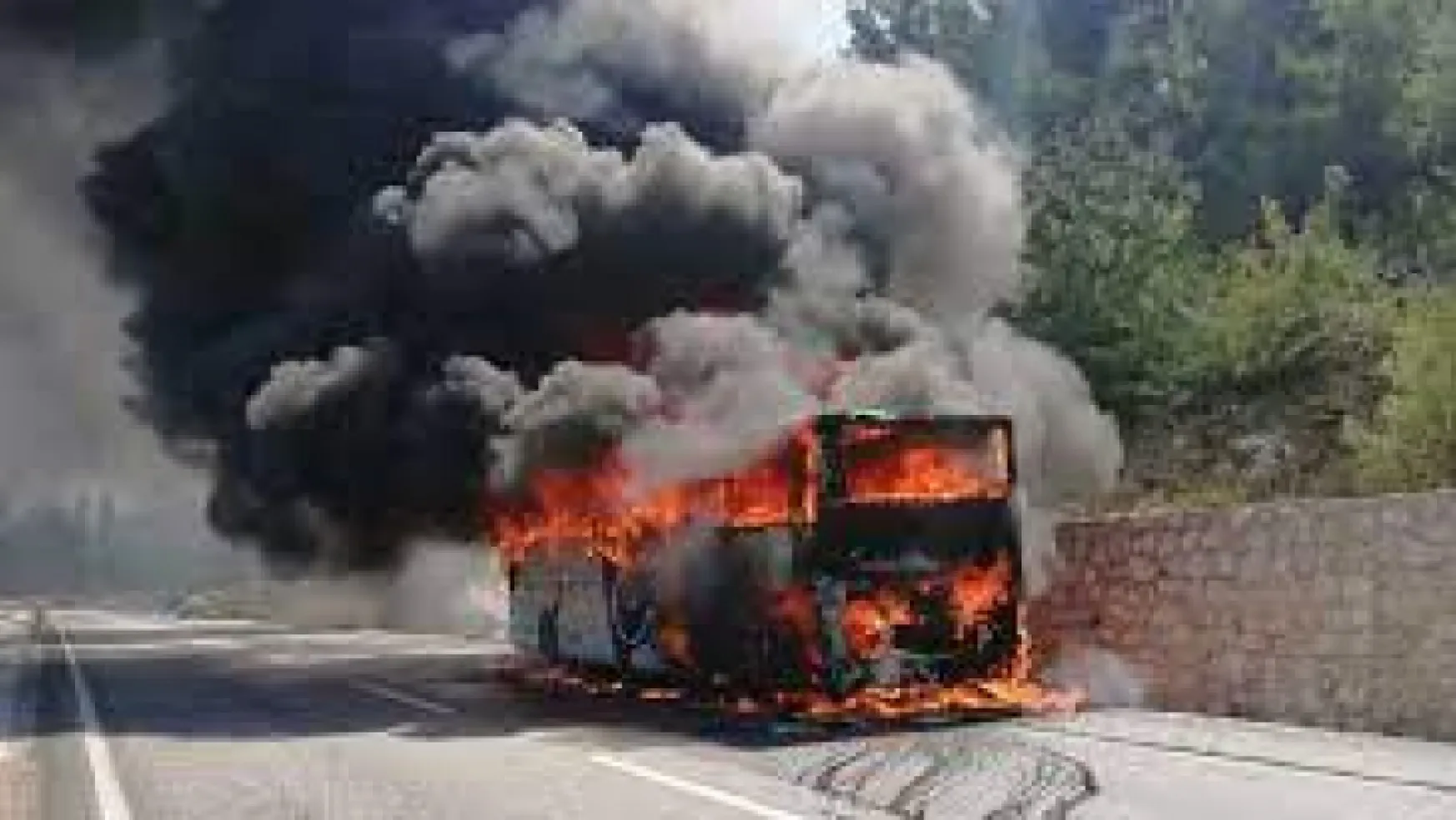 Yolcu otobüsü yandı ölen ve yaralanan yok