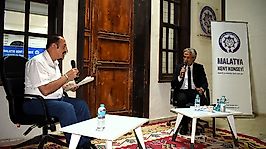 Sanat Sokağı'nda Şiir Akşamı: Malatyalı Şairler Kendi Dizelerini Seslendirdi