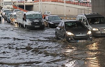 13 İl Sarı, Zonguldak Turuncu Kodla Uyarıldı: Kuvvetli Yağış Geliyor