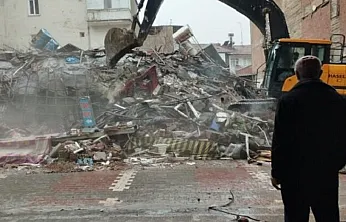 19 Kişinin Yaşamını Yitirdiği Ermeç Apartmanı Davası Ertelendi