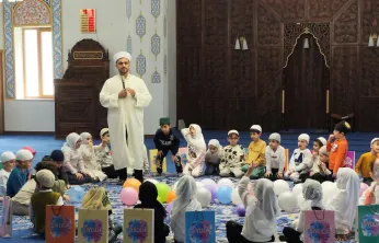 4-6 Yaş Grubu Öğrenciler Mehmet Göçmez Camii'nde Üç Aylarla Buluştu