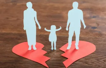 Aile İçi Çatışmalarda Gizli Tehlike: Üçgenleşme Çocuğun Psikolojisini Zedeliyor