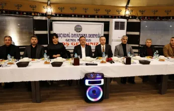 Akçadağ Dayanışma Derneği'nin Yönetim Kurulu Toplantısı Yoğun Katılımla Gerçekleşti