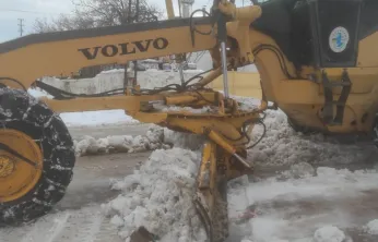 Arguvan'da Karla Mücadele Çalışmaları Aralıksız Sürüyor