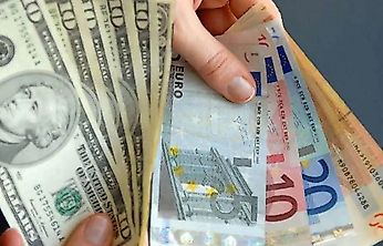 Avro dolar karşısında değer kaybediyor