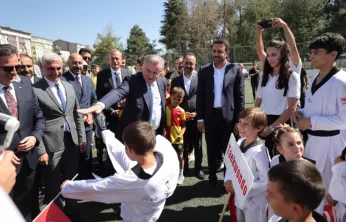 Bakan Bak: GSB spor okullarından bu yıl 1 milyon 811 bin çocuk yararlandı