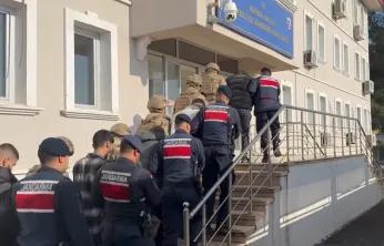 Bakan Yerlikaya: 23 ildeki yasa dışı bahis operasyonunda 42 şüpheli yakalandı