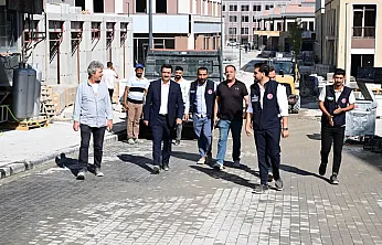 Başkan Taşkın'dan Şemsiye Sokak Müjdesi