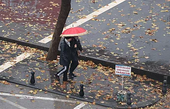Batı'da Fırtına, Doğu'da Kar ve Çığ Alarmı