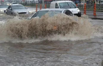 Batı Karadeniz'de Gökgürültülü Sağanak Etkili Oldu