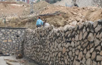 Battalgazi Belediyesi'nden Altyapı ve Kaldırım Çalışmalarında Yoğun Mesai