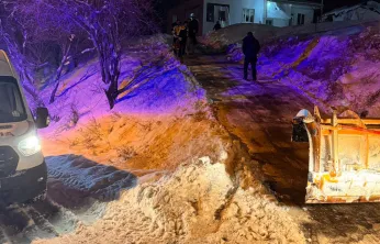 Battalgazi'de Karla Mücadele Seferberliği: 40 Mahalle Yolu Açıldı