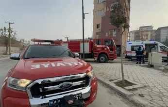 Battalgazi'de Mutfak Yangını Paniği: Anne ve Çocuklar İtfaiye Tarafından Tahliye Edildi