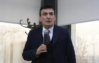 'Bayrağımız Milletimizin Onurudur, Asla Hedef Alınamaz'