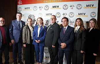 Bir SMS, Bir Umut: Malatya Eğitim Vakfı'ndan 40 Yıllık İyilik Hikâyesi