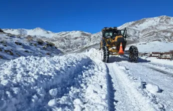 Büyükşehir Belediyesi'nden Karla Mücadele Seferberliği