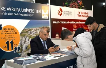 Büyükşehir Belediyesi'nin Düzenlediği  'Üniversite Bölüm Tanıtım Günleri'ne Yoğun İlgi