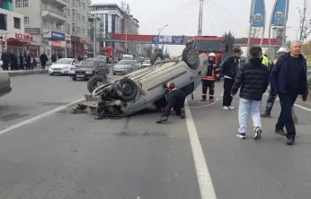 Çevreyolunda İki Farklı Kaza, 5 yaralı