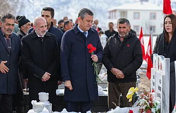 CHP Lideri Özel'den Deprem Haftasında Malatya Çıkarması