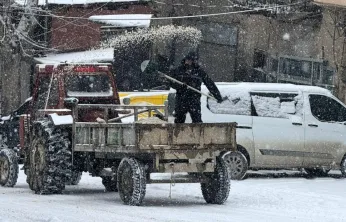 Darende Beyaza Büründü: Kar Nedeniyle Ulaşımda Aksamalar Yaşanıyor