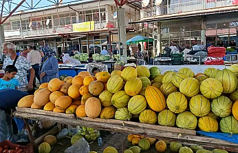Darende'nin Meşhur Irmaklı Kavunu Tezgâhlarda Yerini Aldı