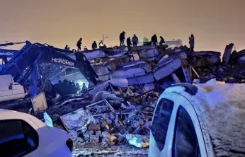 Depremde Çöken İki Apartman Davası: Teknik Raporlar Yalova Üniversitesi'ne Gönderiliyor