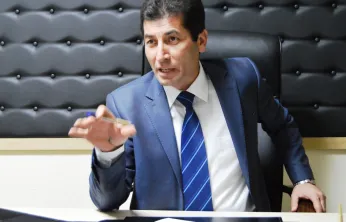 DES Malatya İl Başkanı Veysel Fırat'tan 'Bayrak İndirme' Olayına Sert Tepki