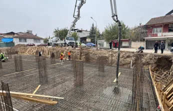 Dilek Merkez Camii'nin temeli dualarla atıldı